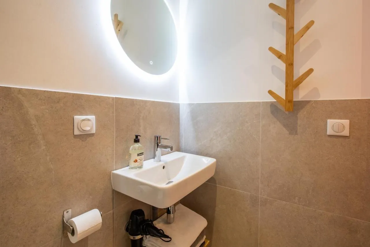 Maison Francois Paris - Two Rooms Apartment & Studio - Linkable Together