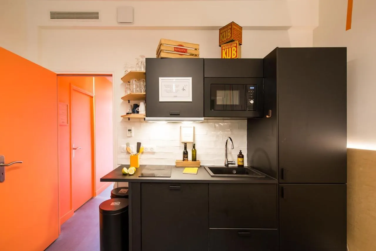 Maison Francois Paris - Two Rooms Apartment & Studio - Linkable Together 0*,  France